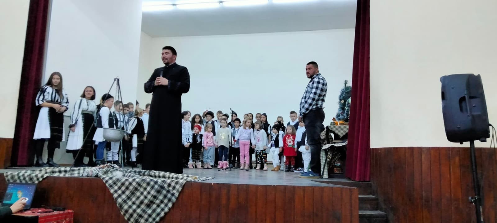 Baia de Fier - Acțiune Caritabilă 2021 - Photo 7